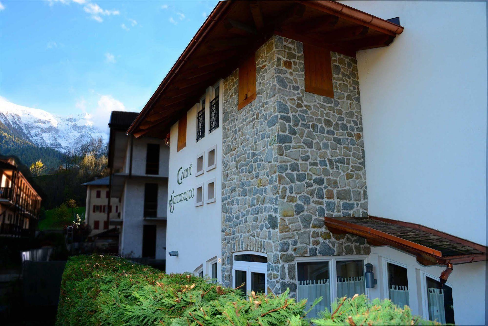 Hotel Garni Sottobosco Dimaro Exterior photo